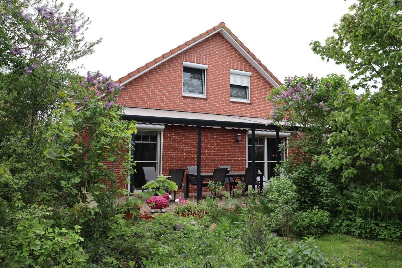 Haus Flieder Villa Krummhörn Dış mekan fotoğraf